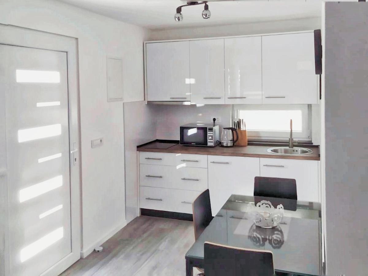 Apartments Dora 2 Бибинє Екстер'єр фото