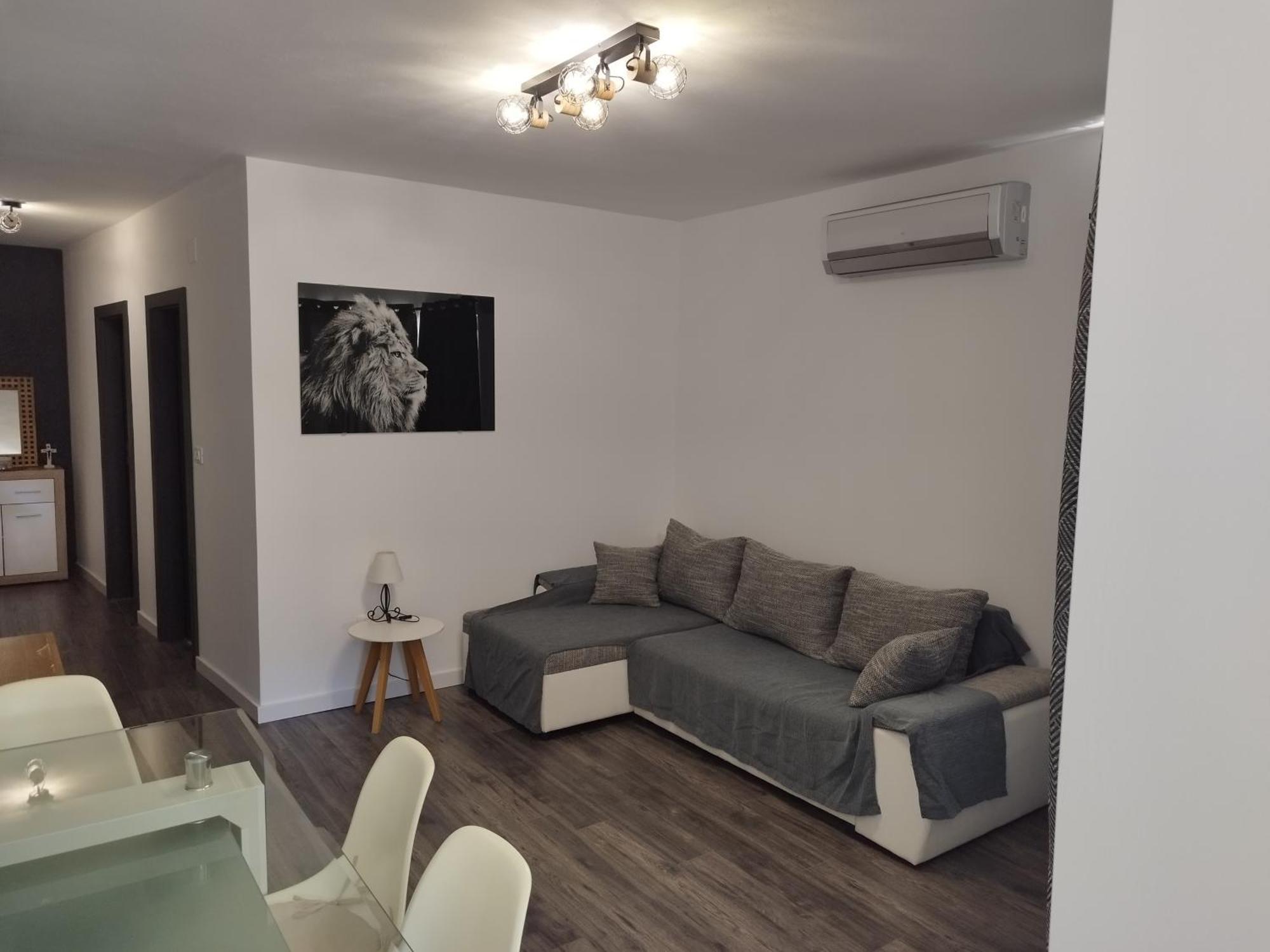 Apartments Dora 2 Бибинє Екстер'єр фото