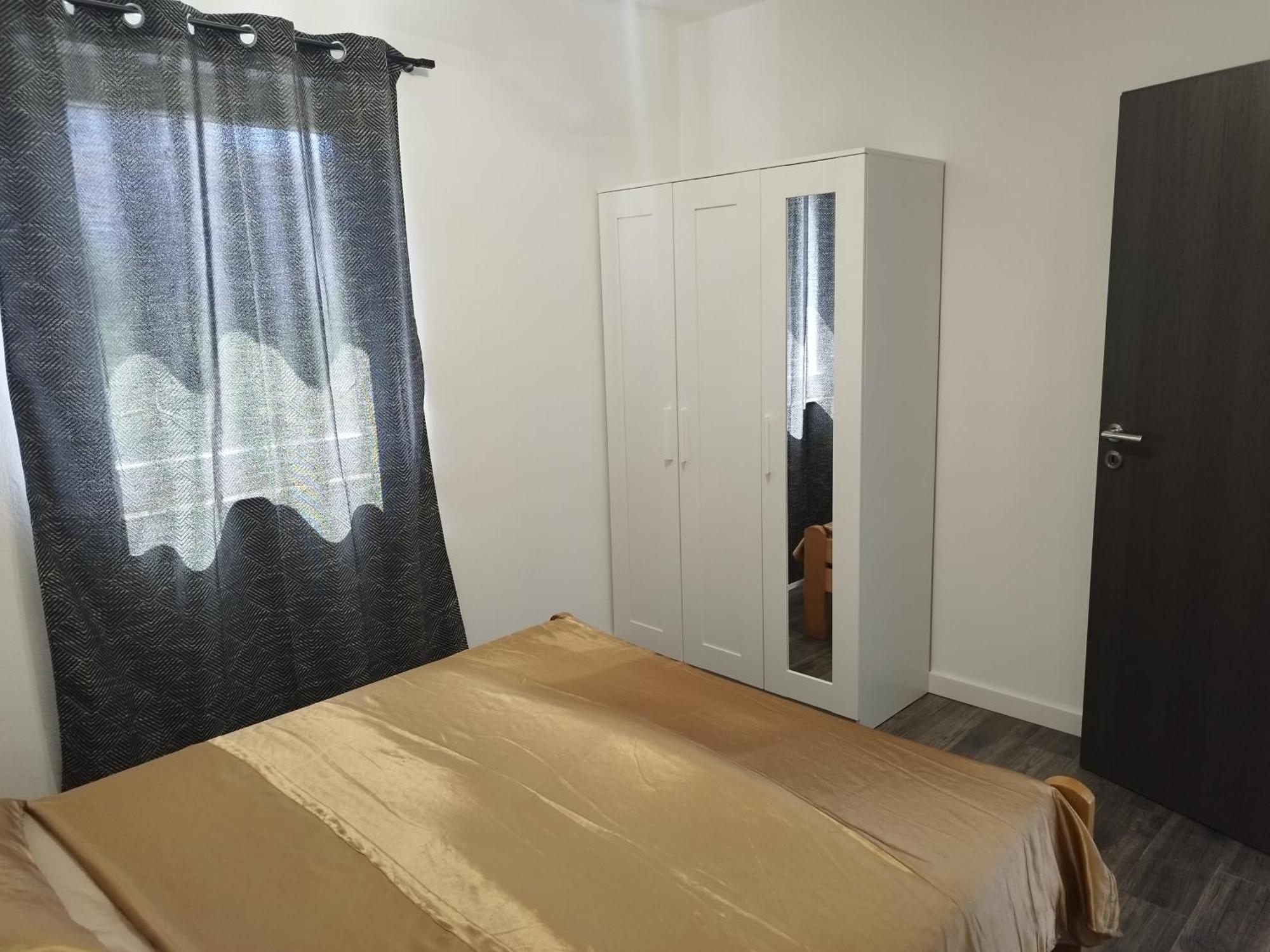 Apartments Dora 2 Бибинє Екстер'єр фото
